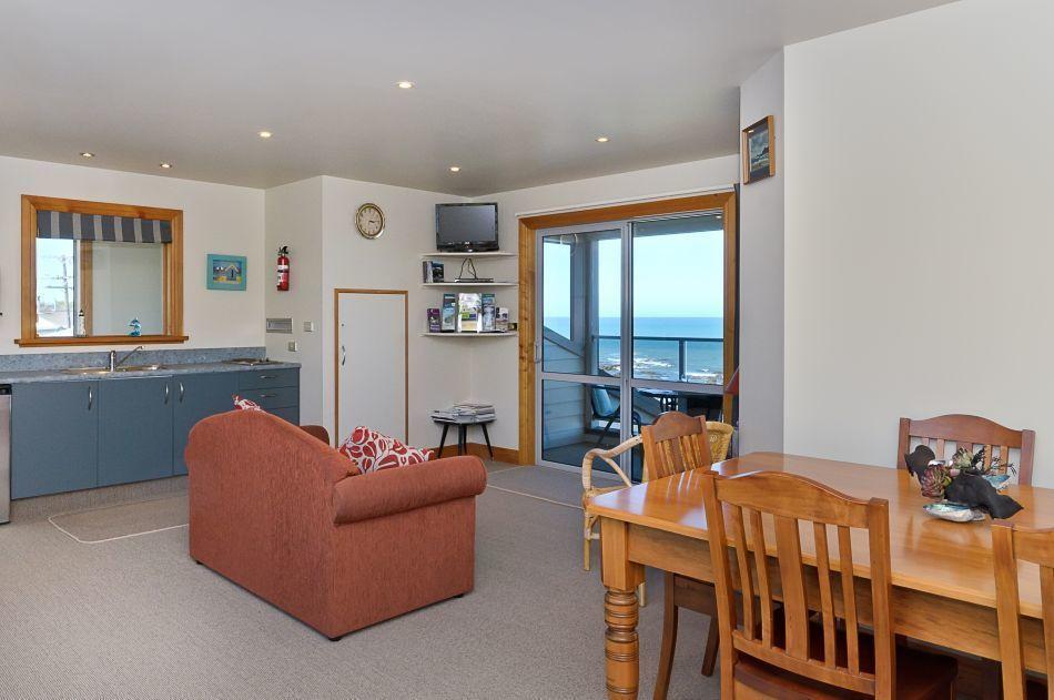 Breadalbane House Bed and Breakfast Kaka Point Exteriör bild